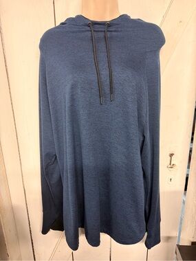 Serene Tangerine Lightweight Hooded Pullover Sweatshirt - Navy Blue